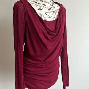 DKNY long sleeve top Size Medium